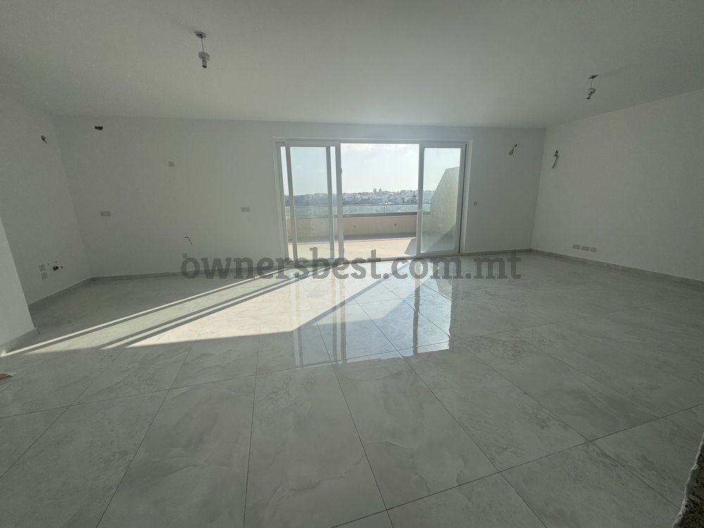 penthouse-in-naxxar