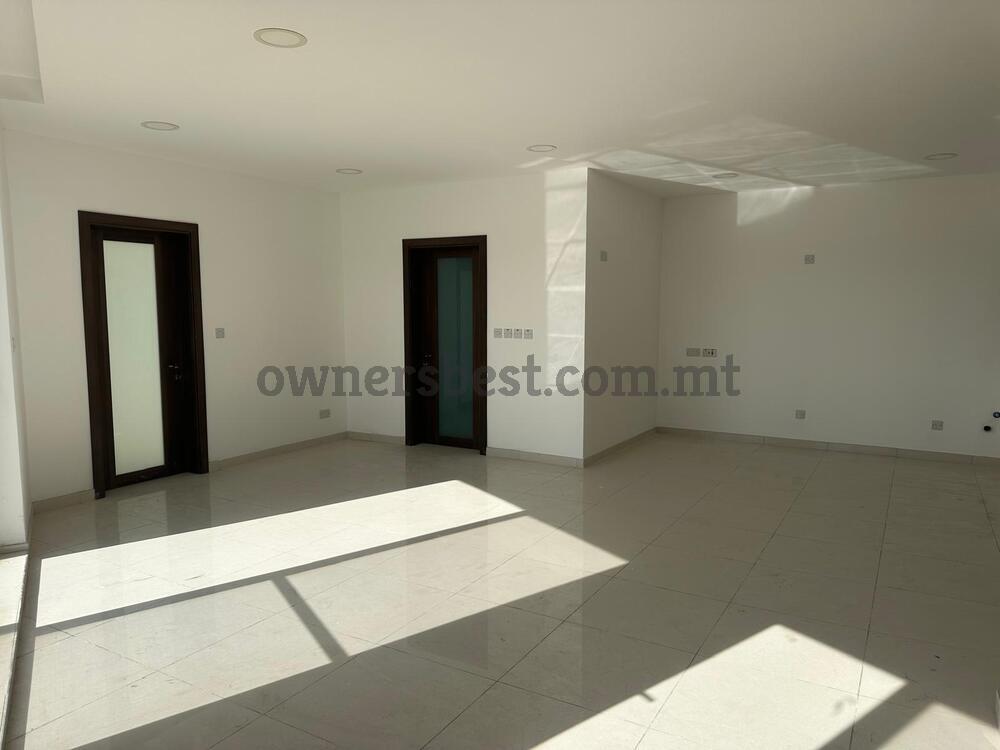 penthouse-in-fgura
