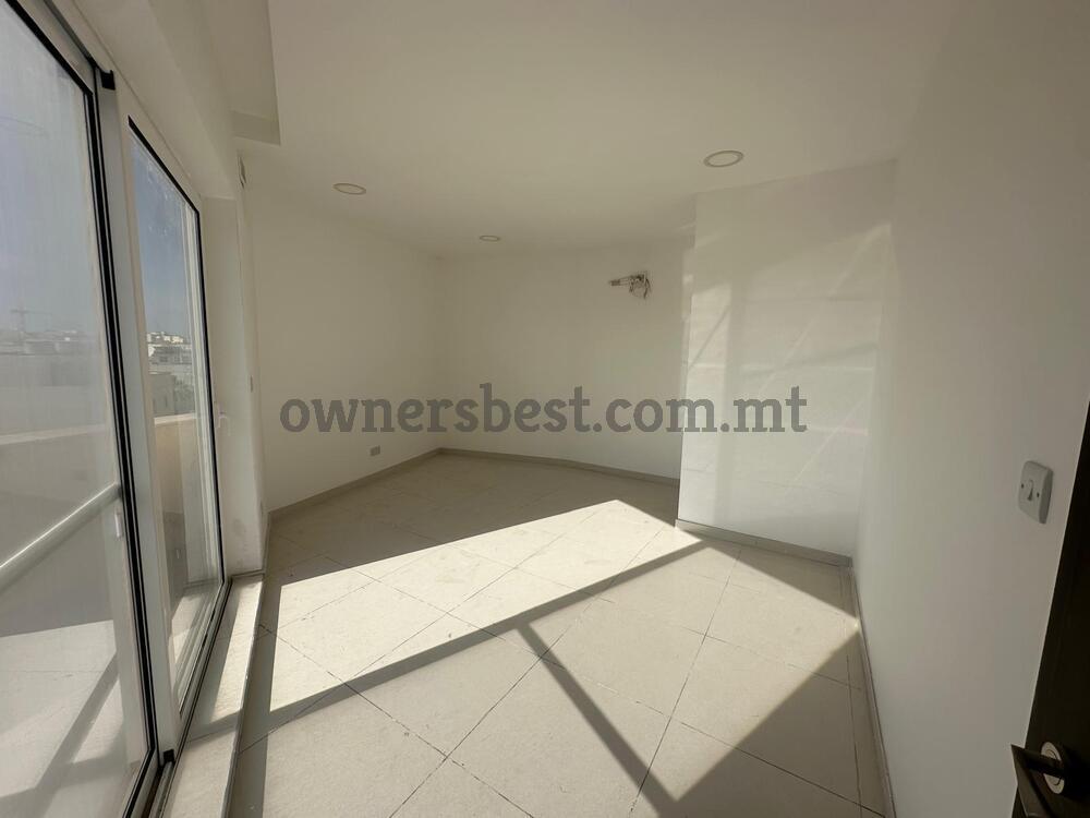 penthouse-in-fgura