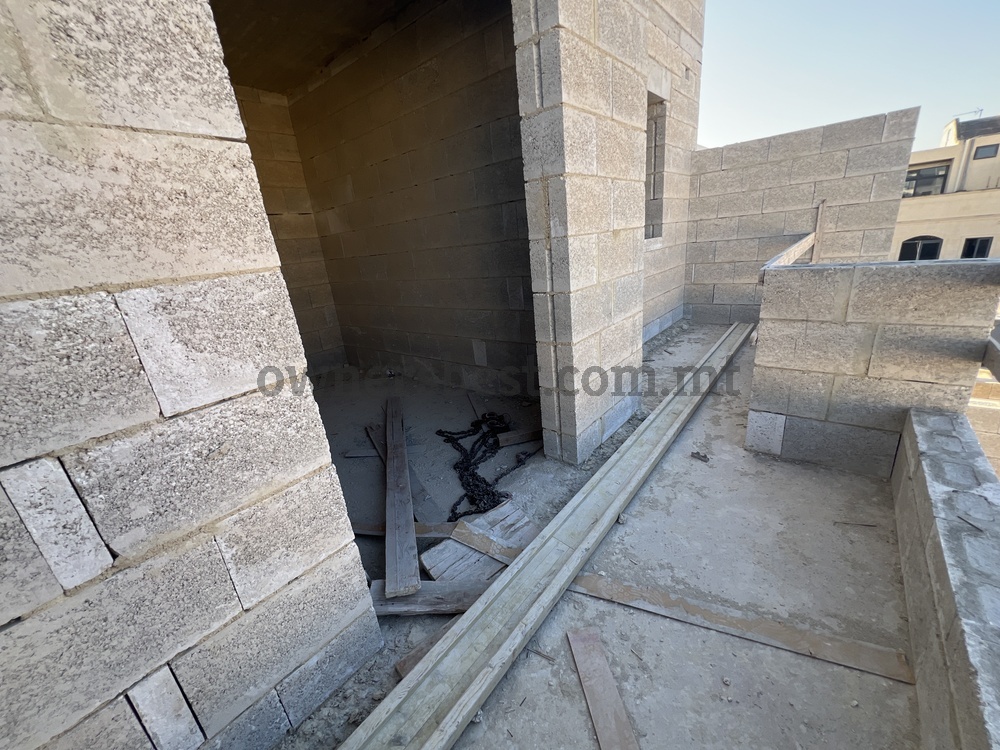 penthouse-in-mosta