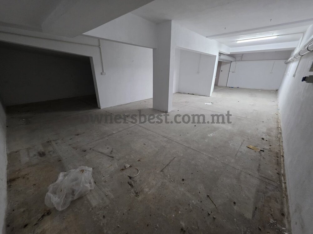 garage-basement-in-zebbug
