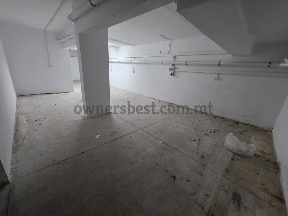 garage-basement-in-zebbug