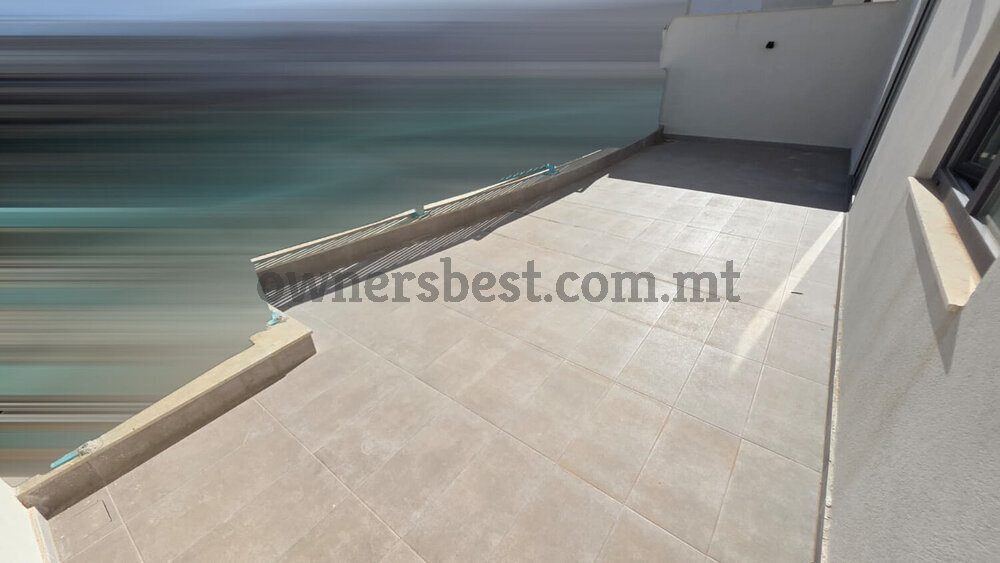 penthouse-in-naxxar