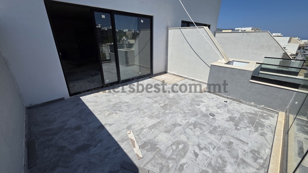 penthouse-in-st-julians
